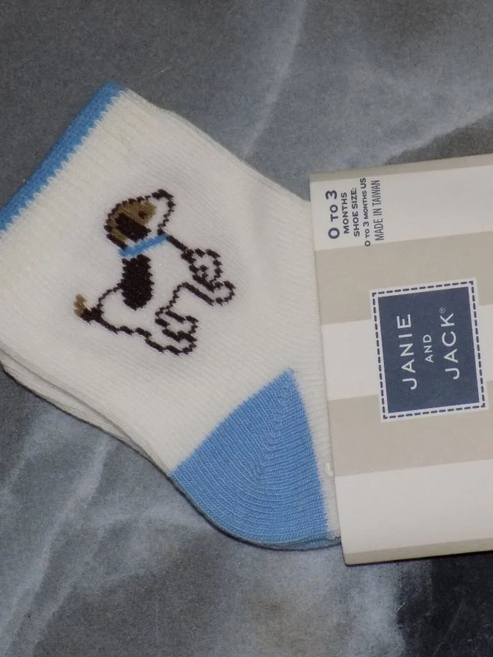 JANIE AND JACK BLUE/WHITE DOG W/COLLAR SOCKS SIZE 0/3 MONTHS NEW